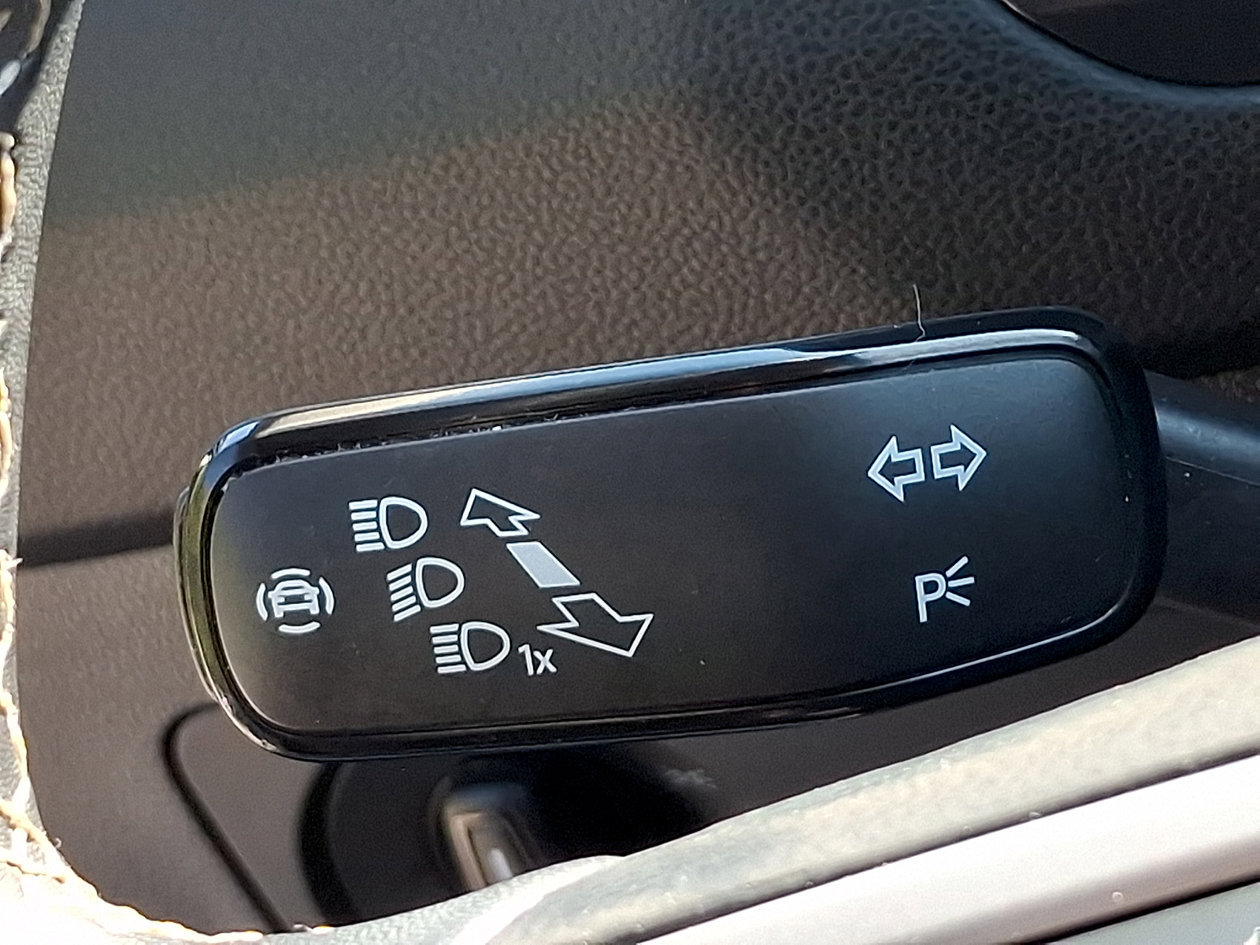 Certified 2024 Volkswagen Tiguan S FWD image 24