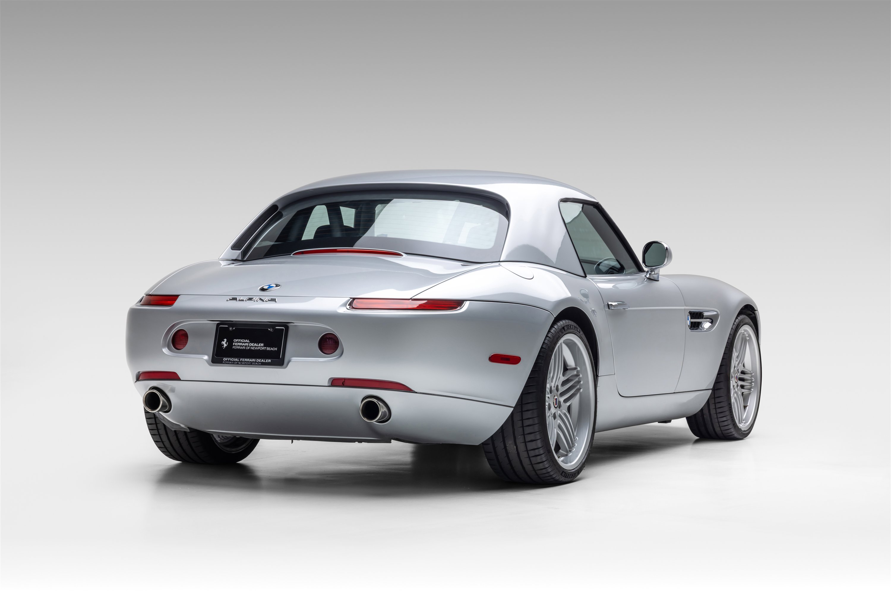 Used 2003 BMW Z8 image 12