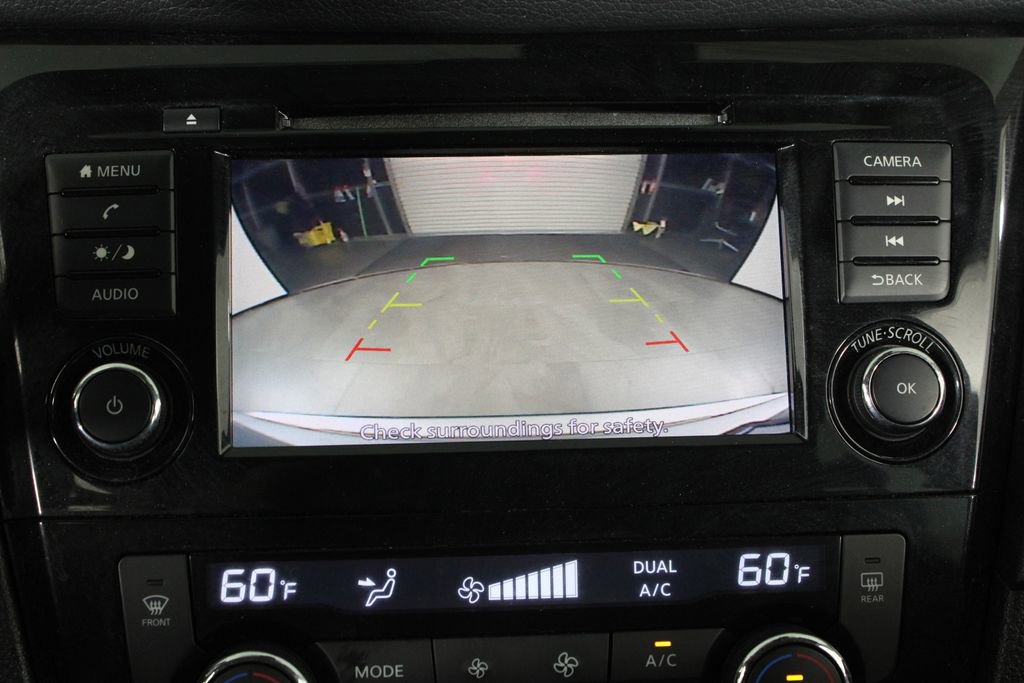 Used 2019 Nissan Rogue SV image 29