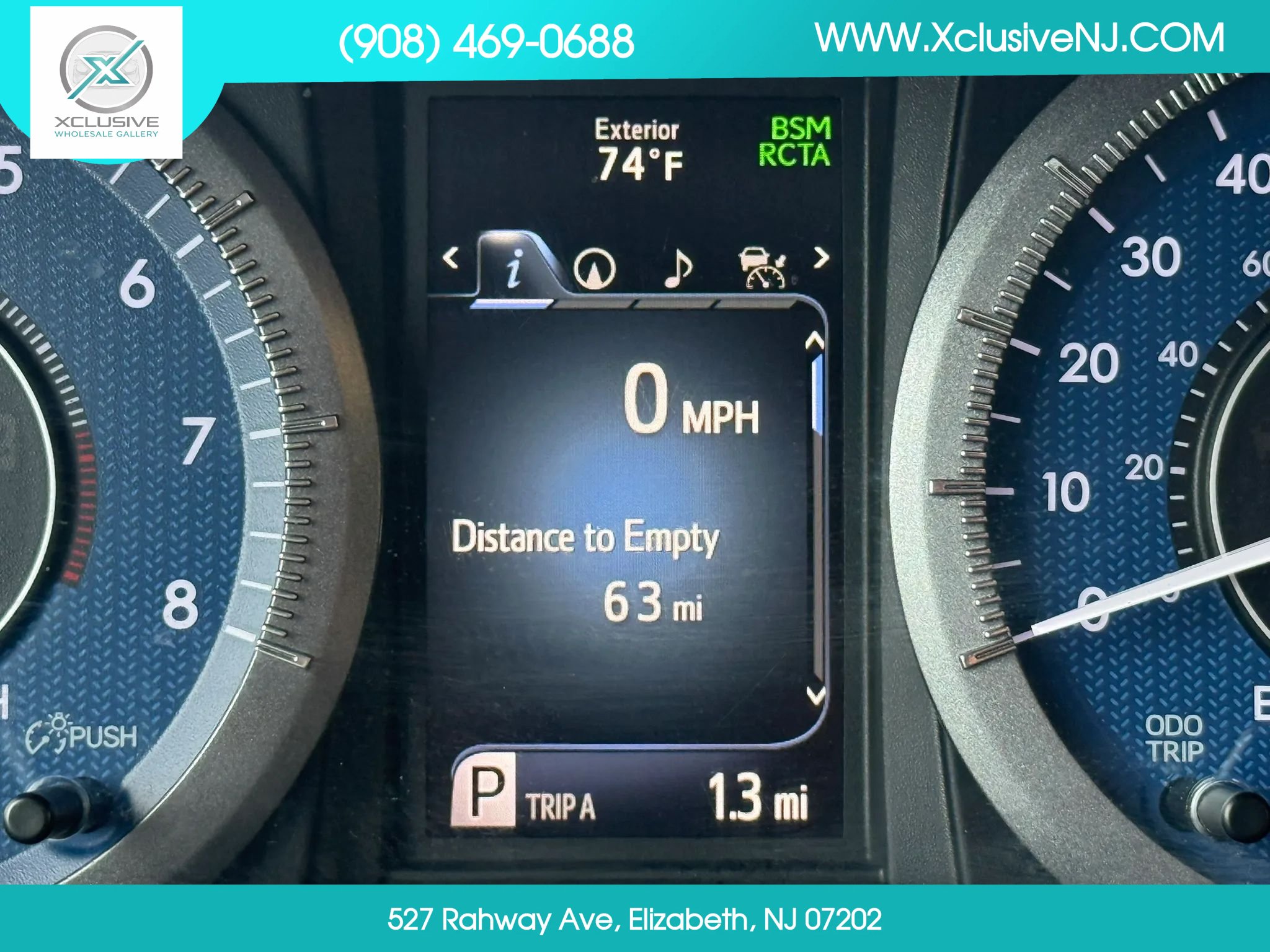Used 2019 Toyota Sienna XLE Premium w/ Carpet Mat Package FWD image 48