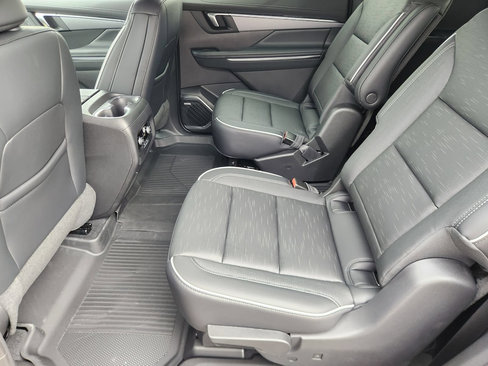 New 2026 Buick Enclave Sport Touring w/ Power Package FWD image 34