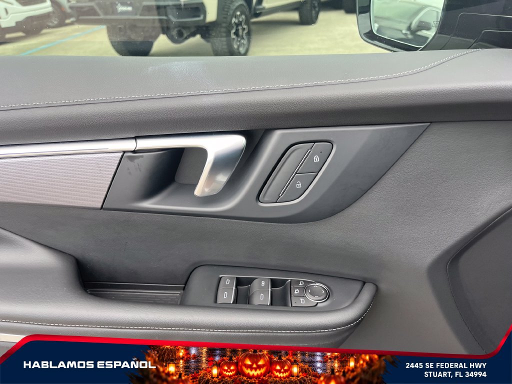 Certified 2025 Buick Enclave Sport Touring w/ Super Cruise Package FWD image 23