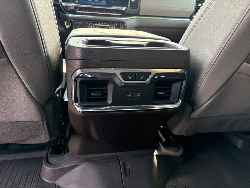 Used 2024 Chevrolet Silverado 1500 LTZ image 33