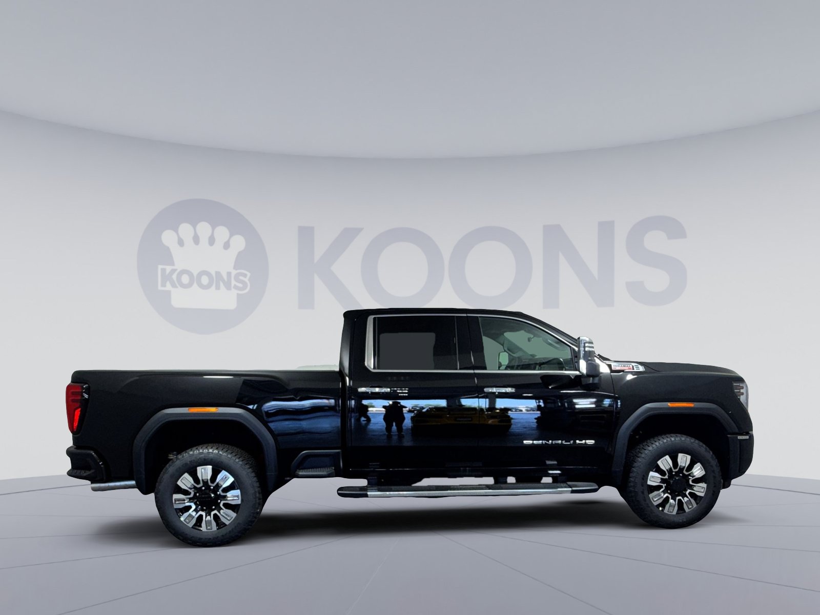 New 2026 GMC Sierra 2500 Denali w/ Denali Reserve Package AWD/4WD image 8