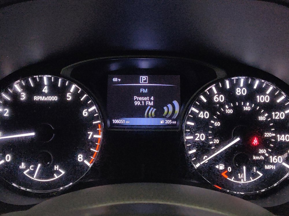 Used 2017 Nissan Pathfinder SV FWD image 23