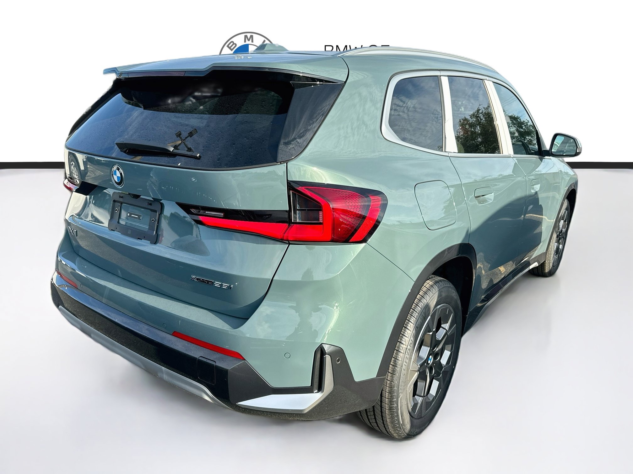 New 2027 BMW X1 xDrive28i AWD/4WD image 5