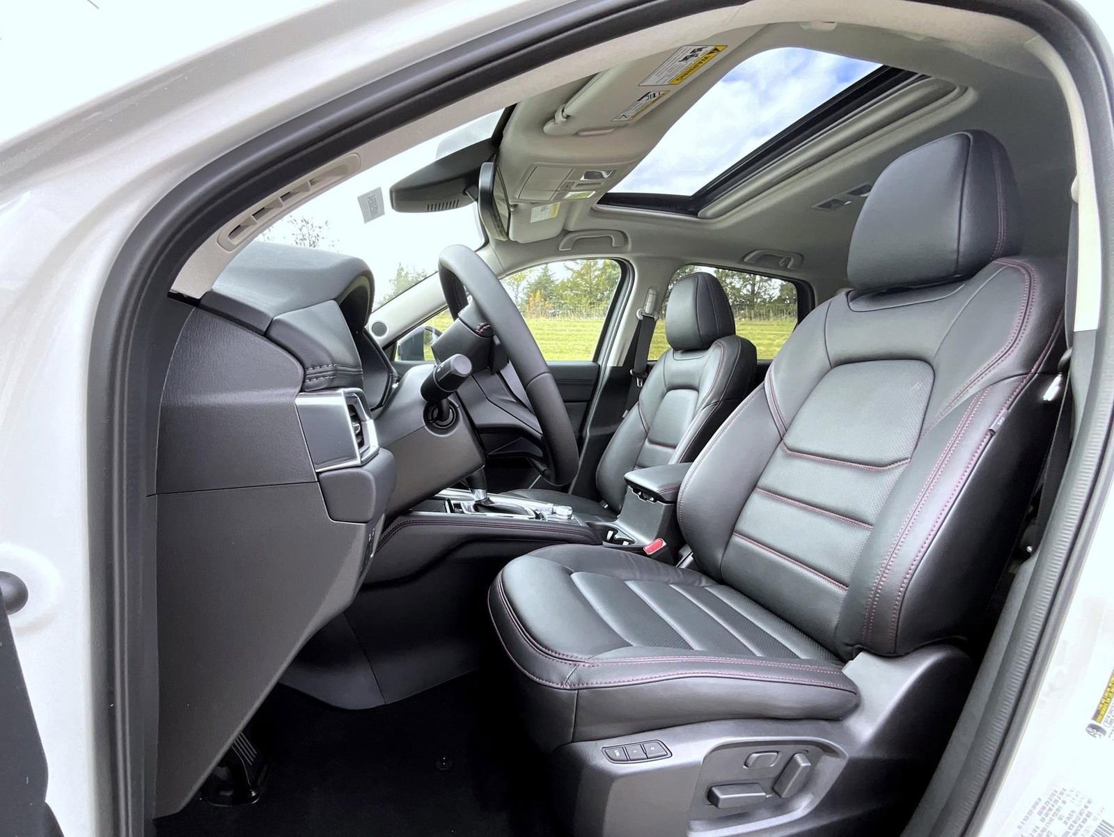 New 2025 MAZDA CX-5 Carbon Edition image 11