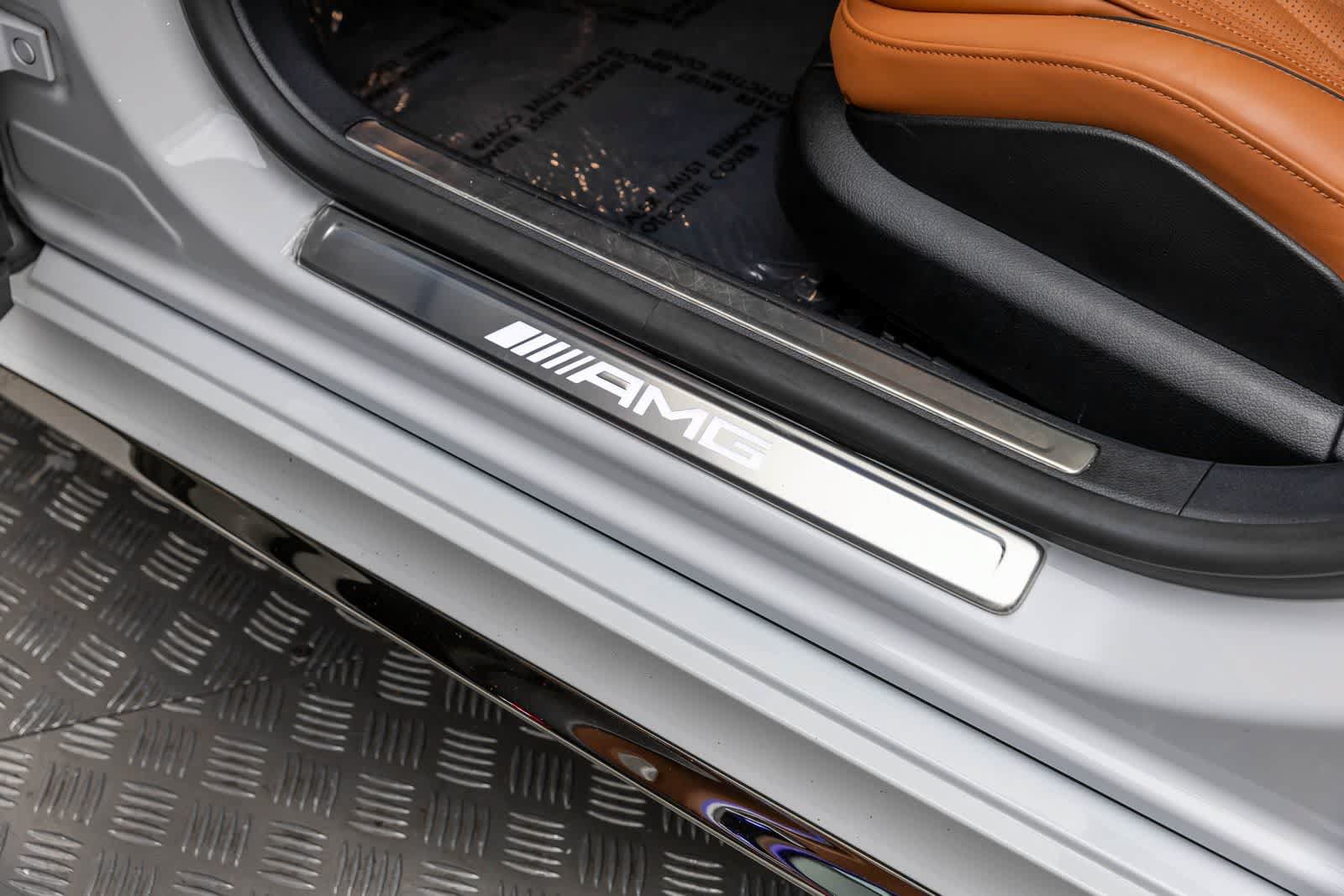 Used 2025 Mercedes-Benz S 63 AMG S w/ Rear Seat Package image 32