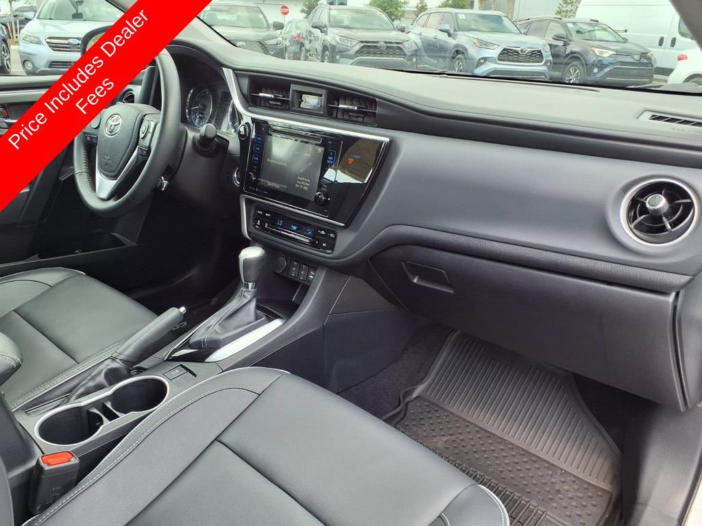 Used 2018 Toyota Corolla XLE FWD image 10