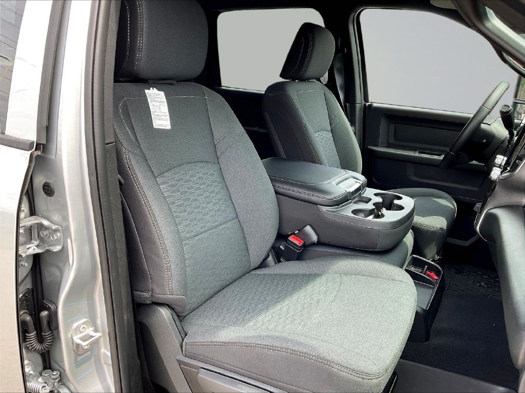 New 2026 RAM 3500 Tradesman AWD/4WD image 13