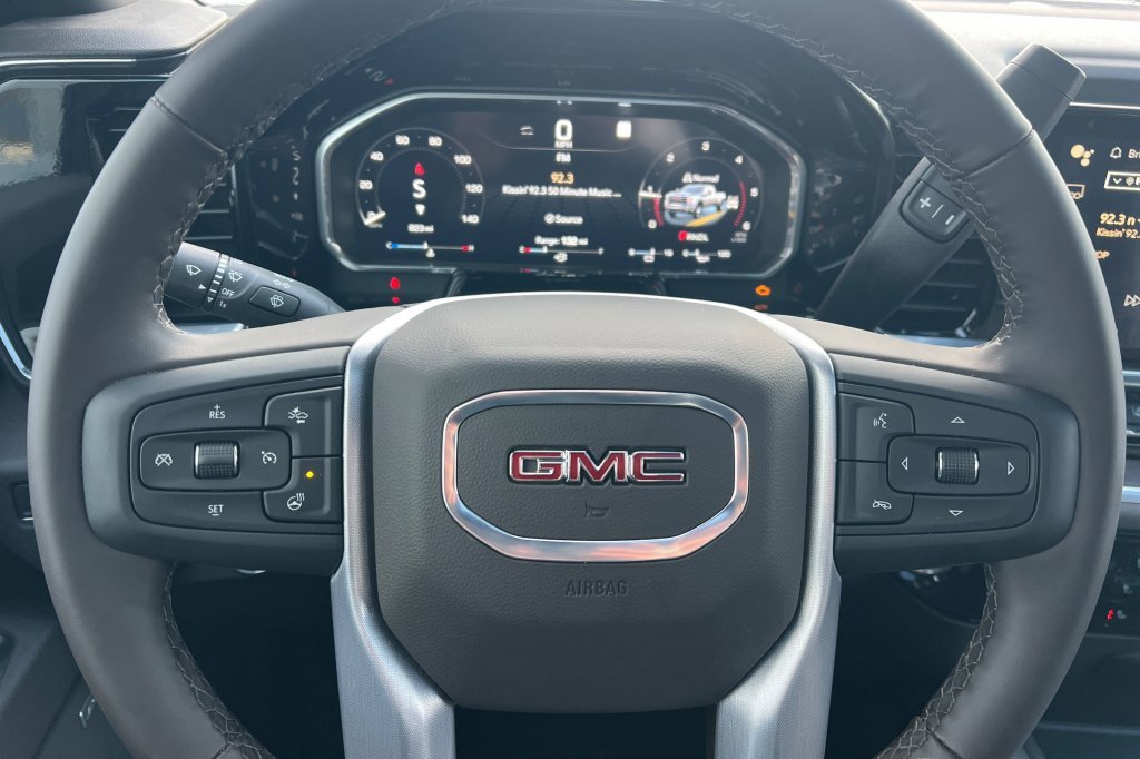 Used 2026 GMC Sierra 3500 SLT w/ SLT Premium Package image 20