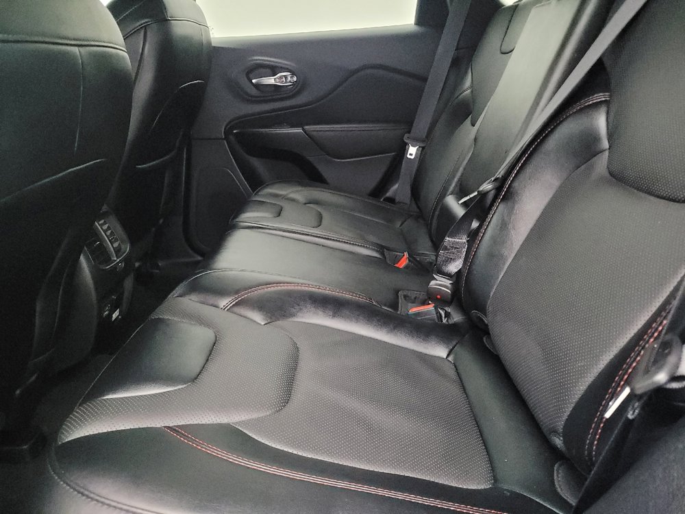 Used 2022 Jeep Cherokee Trailhawk w/ Sun, Sound & Nav Group image 18