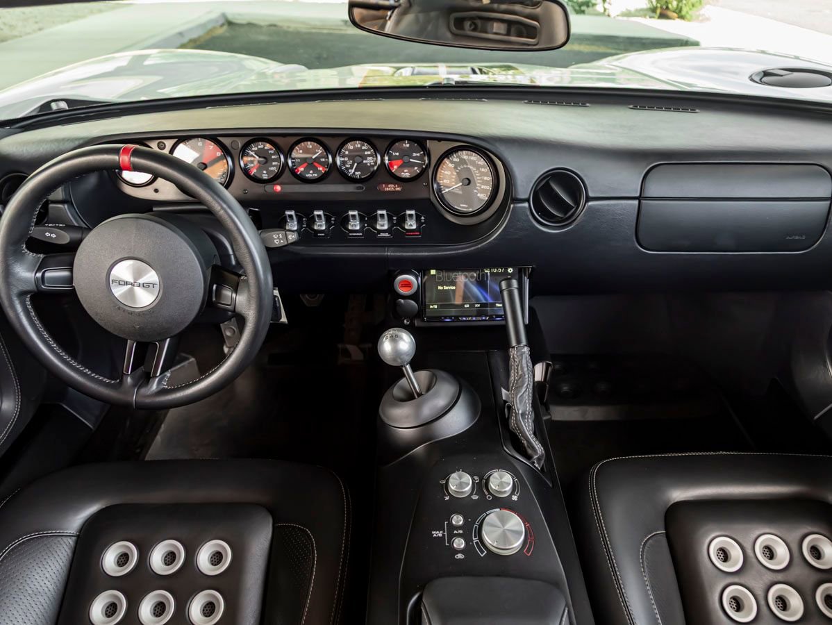 Used 2005 Ford GT image 19