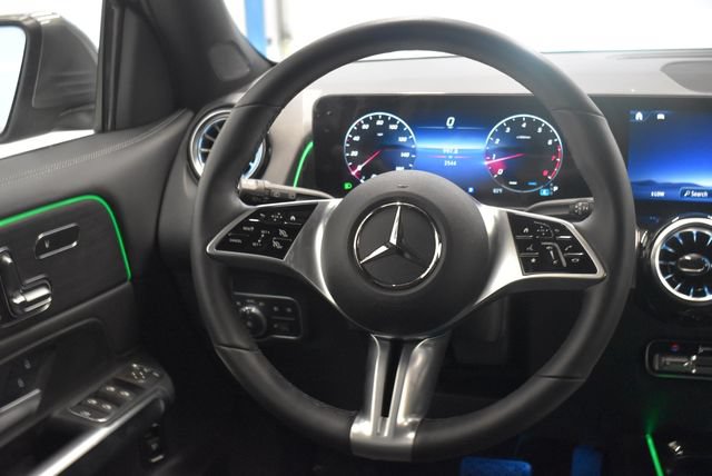 New 2026 Mercedes-Benz GLB 250 4MATIC image 24