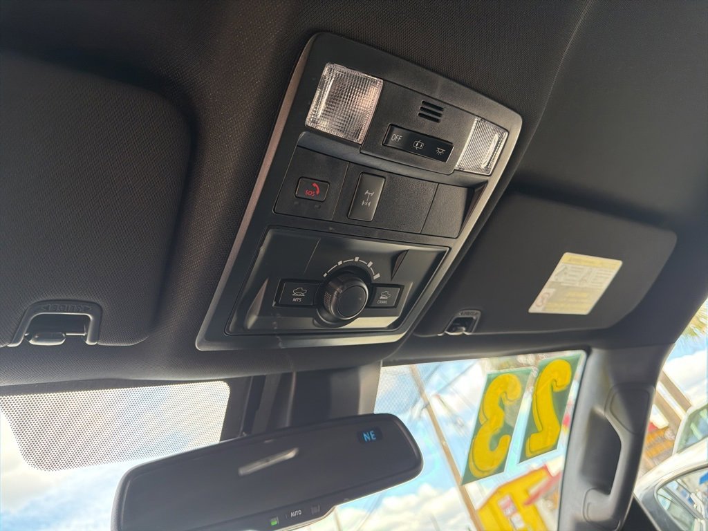 Used 2023 Toyota Tacoma TRD Sport image 11