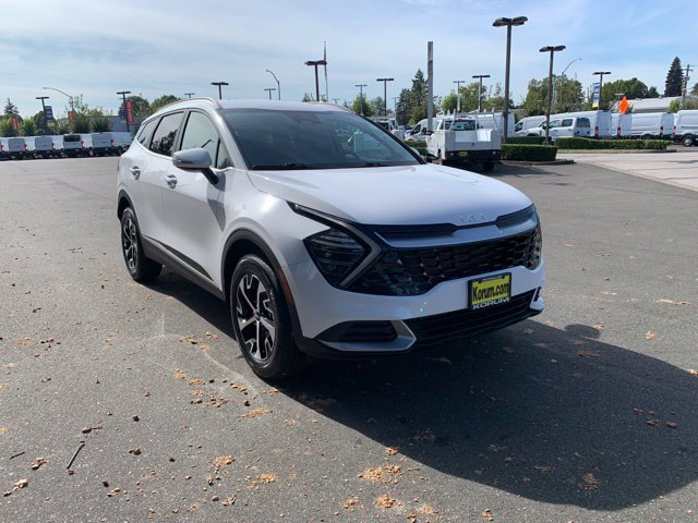 Used 2024 Kia Sportage EX AWD/4WD image 8
