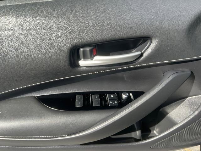 Certified 2021 Toyota Corolla SE w/ SE Preferred Package image 11