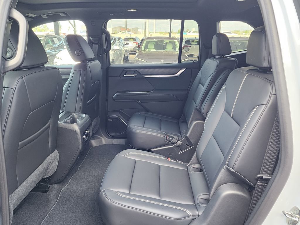 New 2026 GMC Acadia Elevation image 46