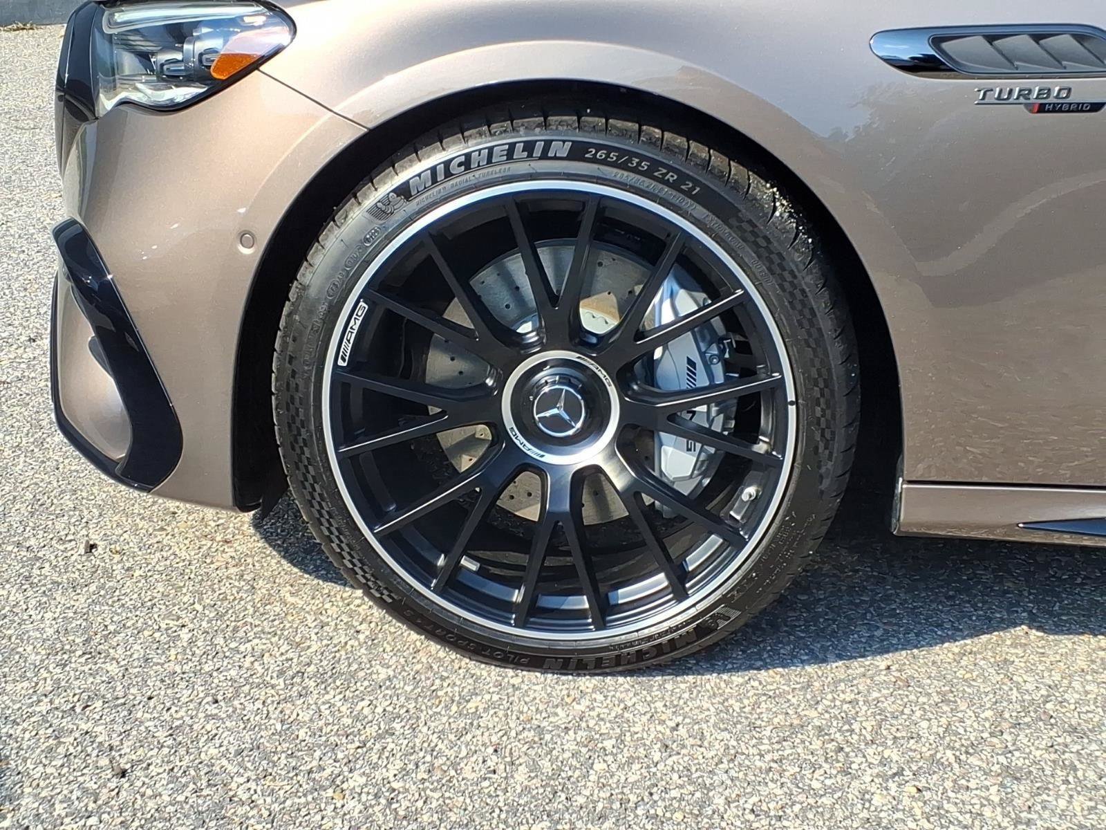 New 2026 Mercedes-Benz E 53 AMG e 4MATIC Sedan image 10