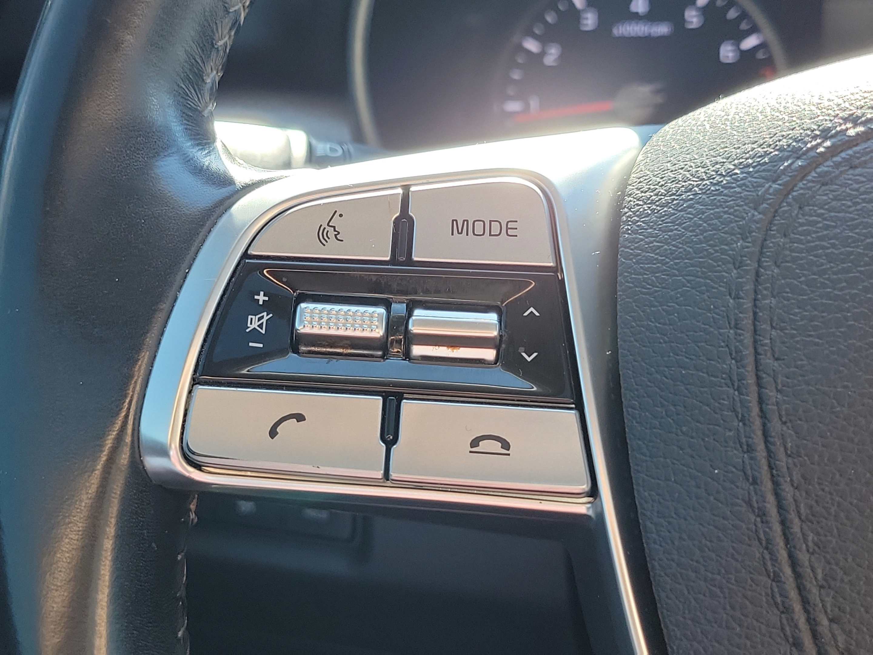 Used 2022 Kia Telluride EX FWD image 22