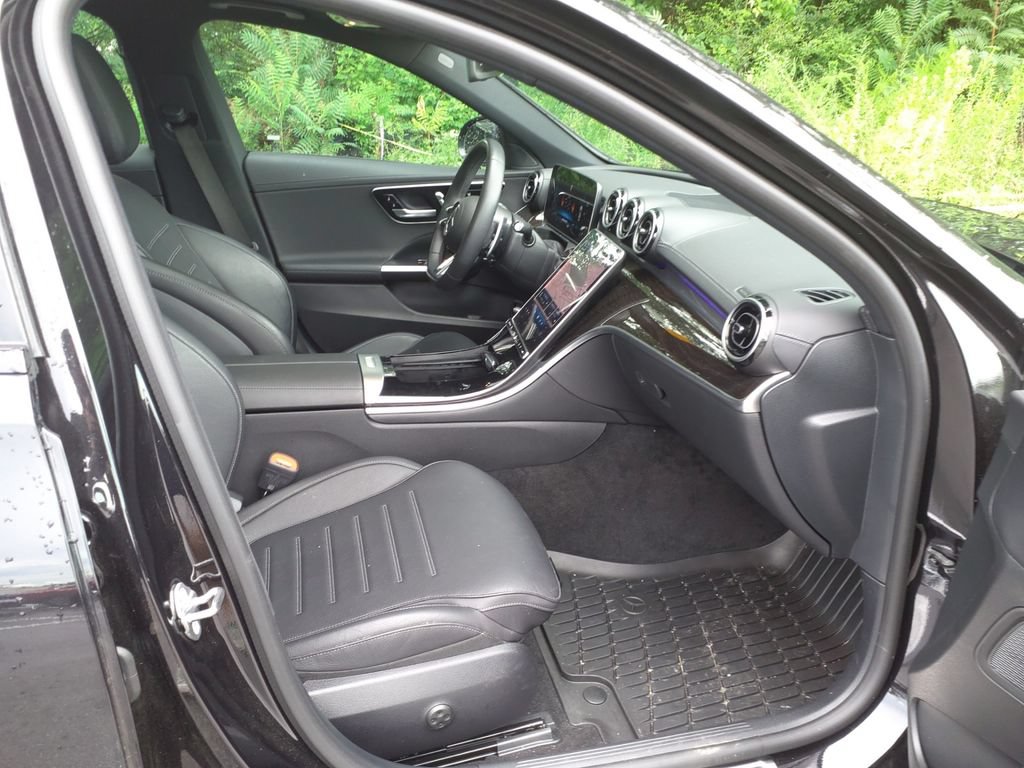 Certified 2024 Mercedes-Benz C 43 AMG 4MATIC Sedan image 12
