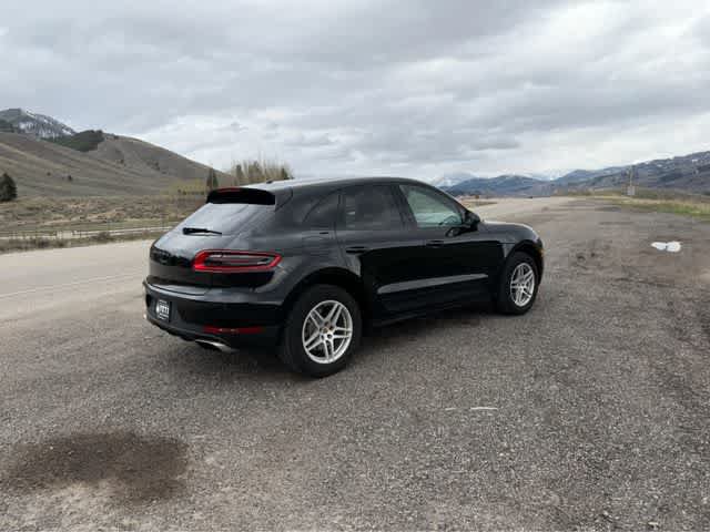 Used 2018 Porsche Macan AWD/4WD image 9