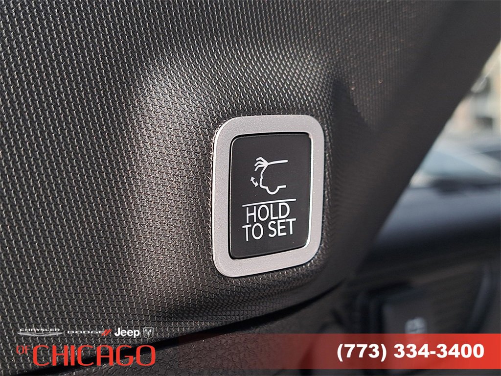 New 2025 Jeep Grand Cherokee Limited image 9