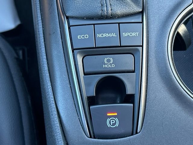 Certified 2022 Toyota Camry XSE FWD image 60
