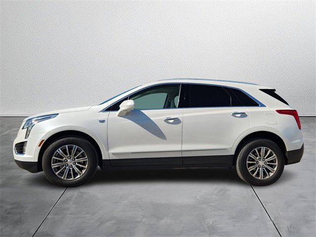 Used 2017 Cadillac XT5 Luxury w/ Driver Awareness Package image 2