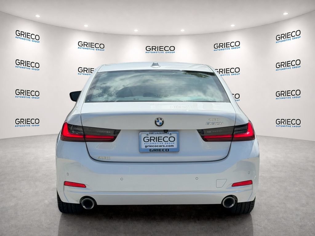 Used 2024 BMW 330i Sedan w/ Convenience Package RWD image 6
