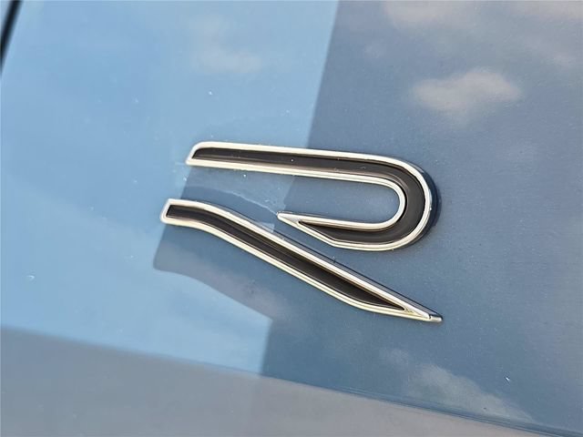 New 2026 Volkswagen Tiguan SE R-Line FWD image 8