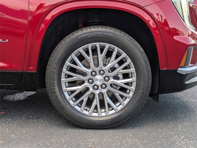 Used 2024 GMC Acadia Denali image 11