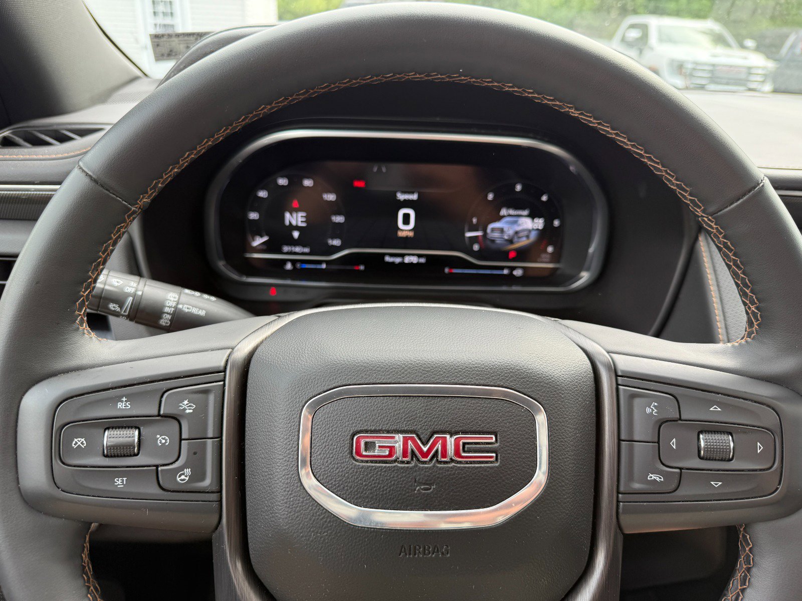 Used 2023 GMC Yukon AT4 image 27