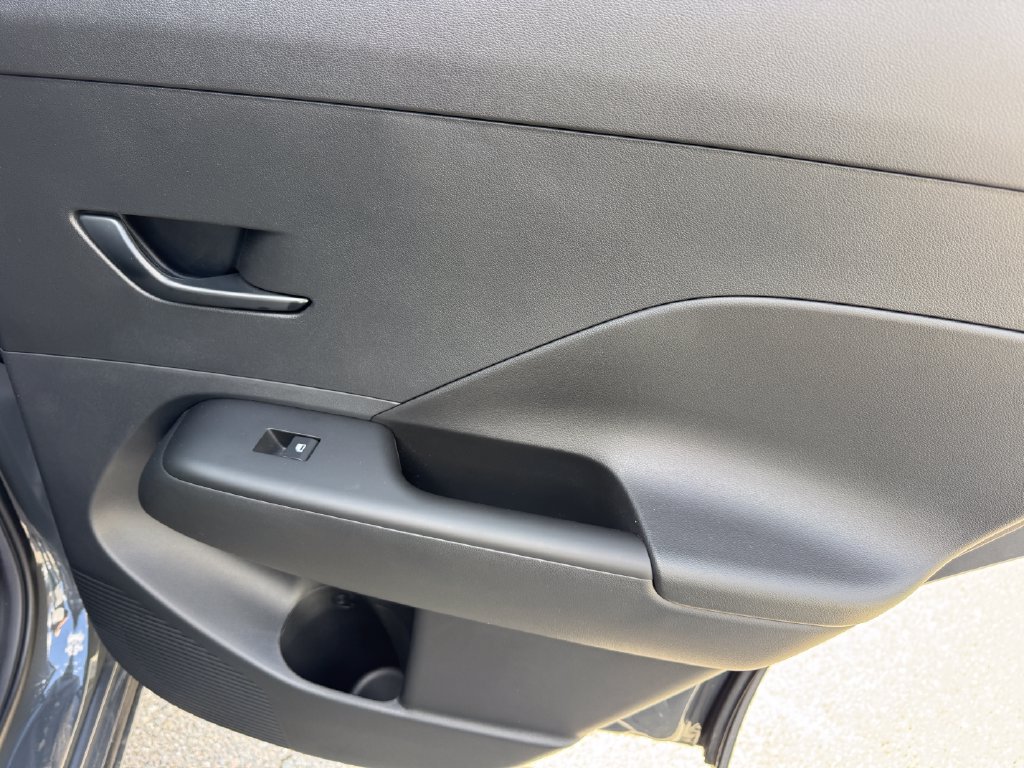 New 2025 Hyundai Kona SEL FWD image 14
