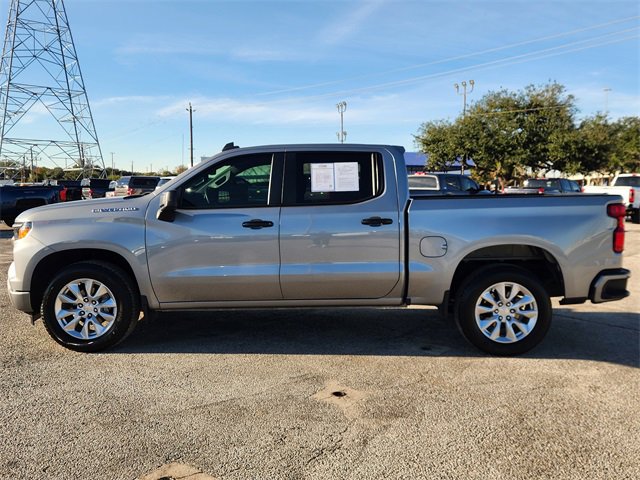 Used 2024 Chevrolet Silverado 1500 Custom image 4