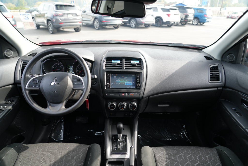 Used 2024 Mitsubishi Outlander Sport ES AWD/4WD image 19