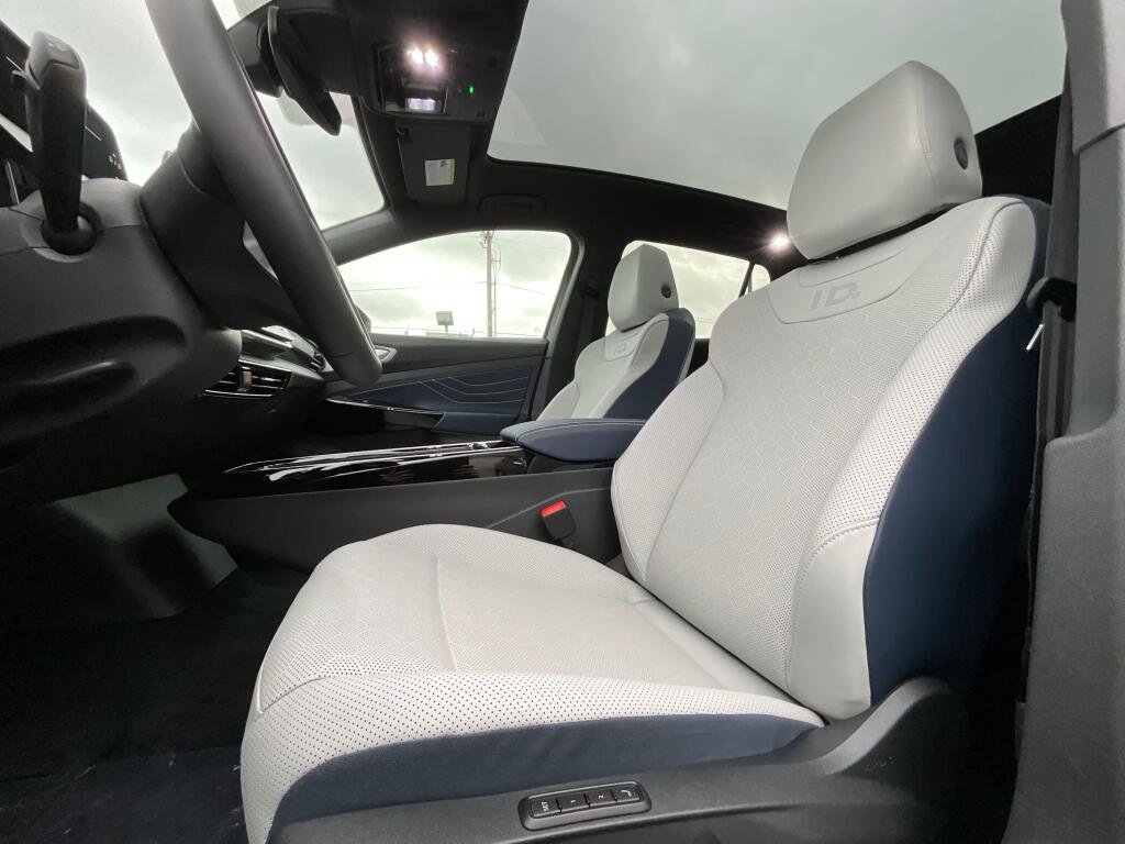 New 2026 Volkswagen ID.4 Pro S image 11