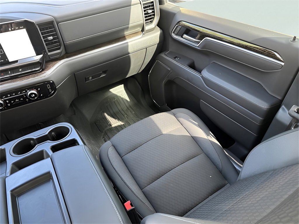 New 2025 GMC Sierra 1500 Elevation image 38