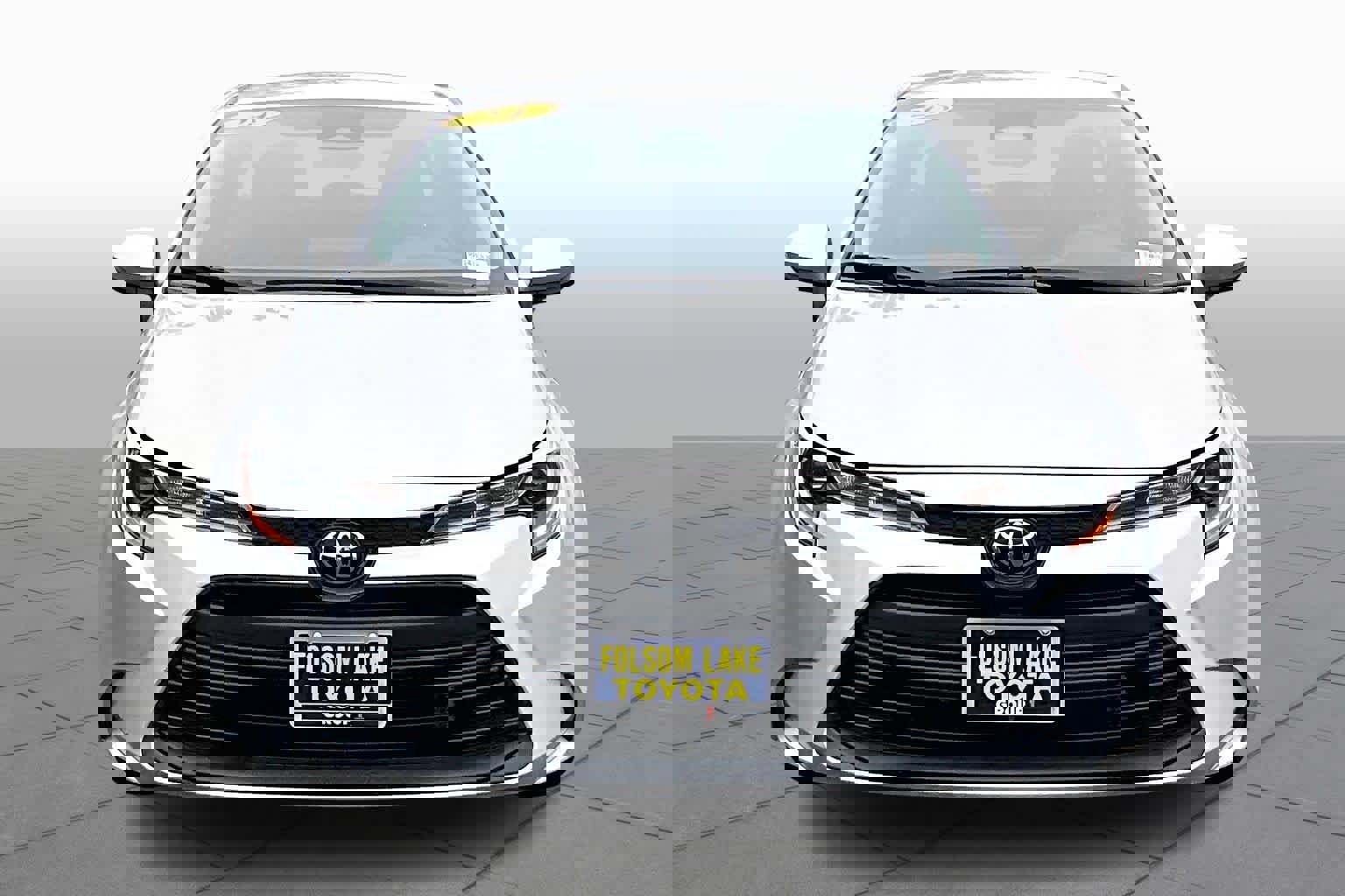 Used 2024 Toyota Corolla LE image 3