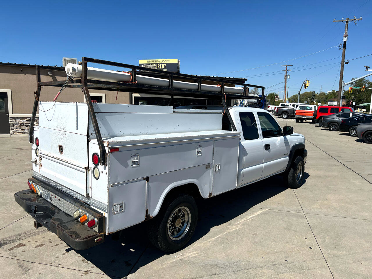 Used 2005 Chevrolet Silverado 3500 4x4 Extended Cab w/ Snow Plow Prep Package image 5
