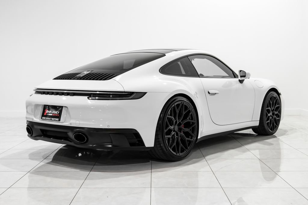 Used 2022 Porsche 911 Carrera 4 GTS AWD/4WD image 5