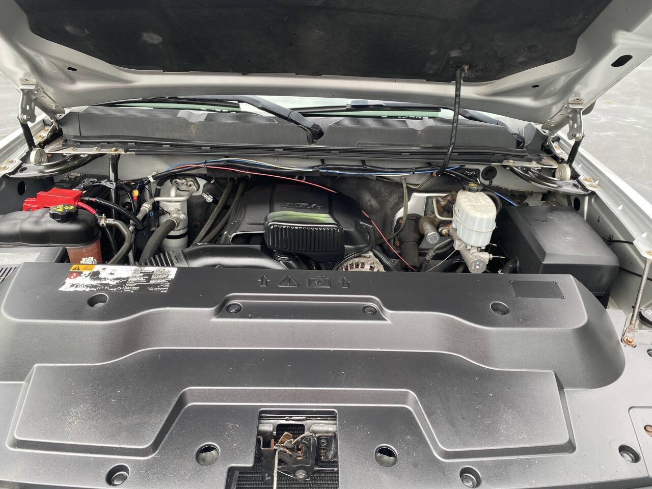 Used 2011 Chevrolet Silverado 2500 W/T w/ Snow Plow Prep Package AWD/4WD image 22