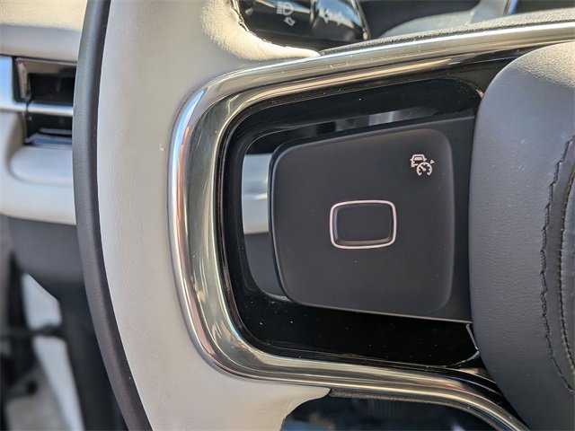 Used 2025 Lincoln Navigator Reserve image 18