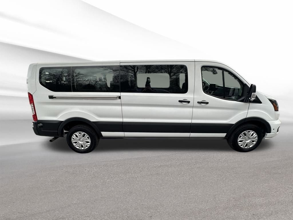 Used 2024 Ford Transit 350 XLT image 9