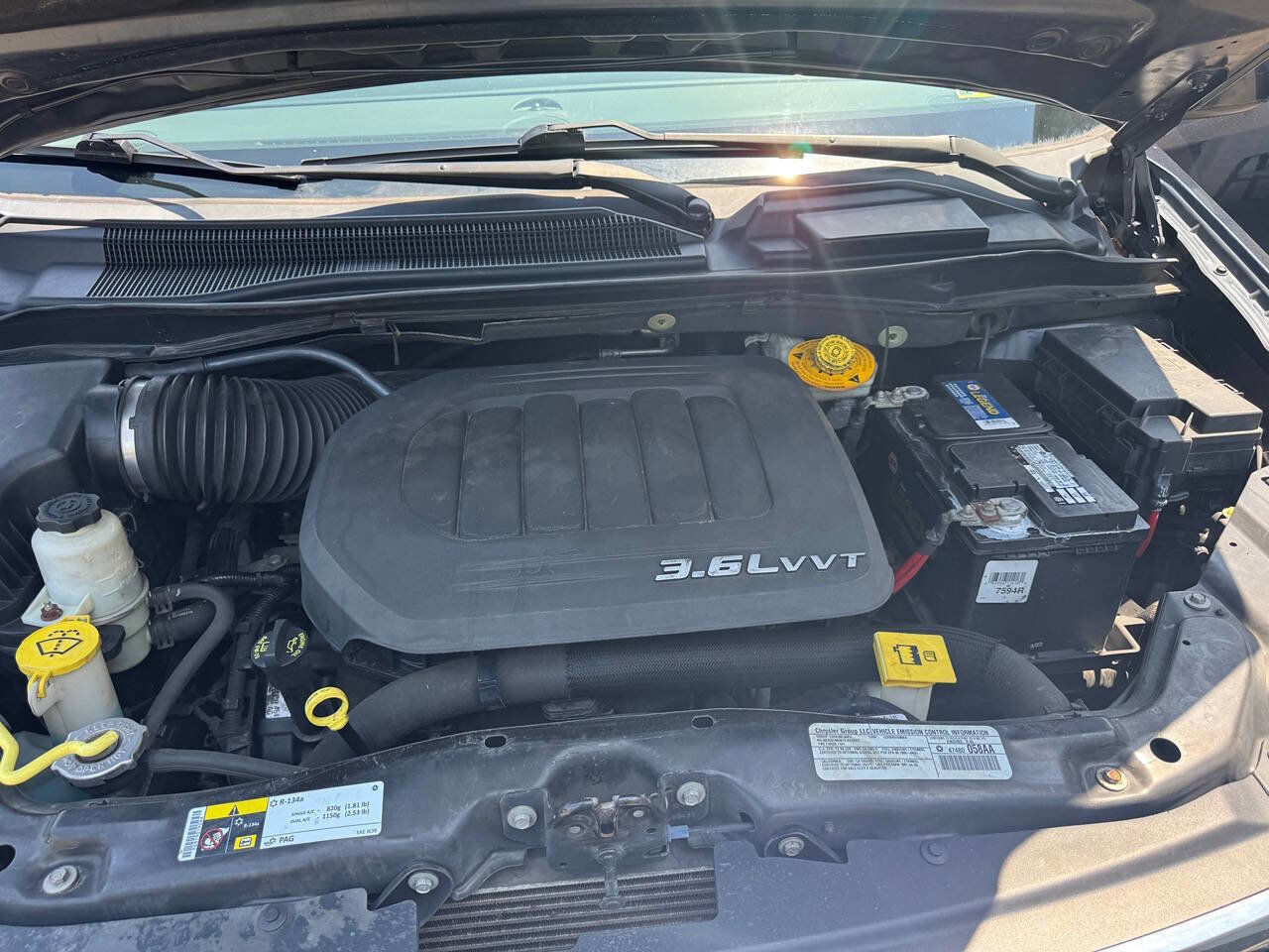 Used 2014 Chrysler Town & Country Touring image 17