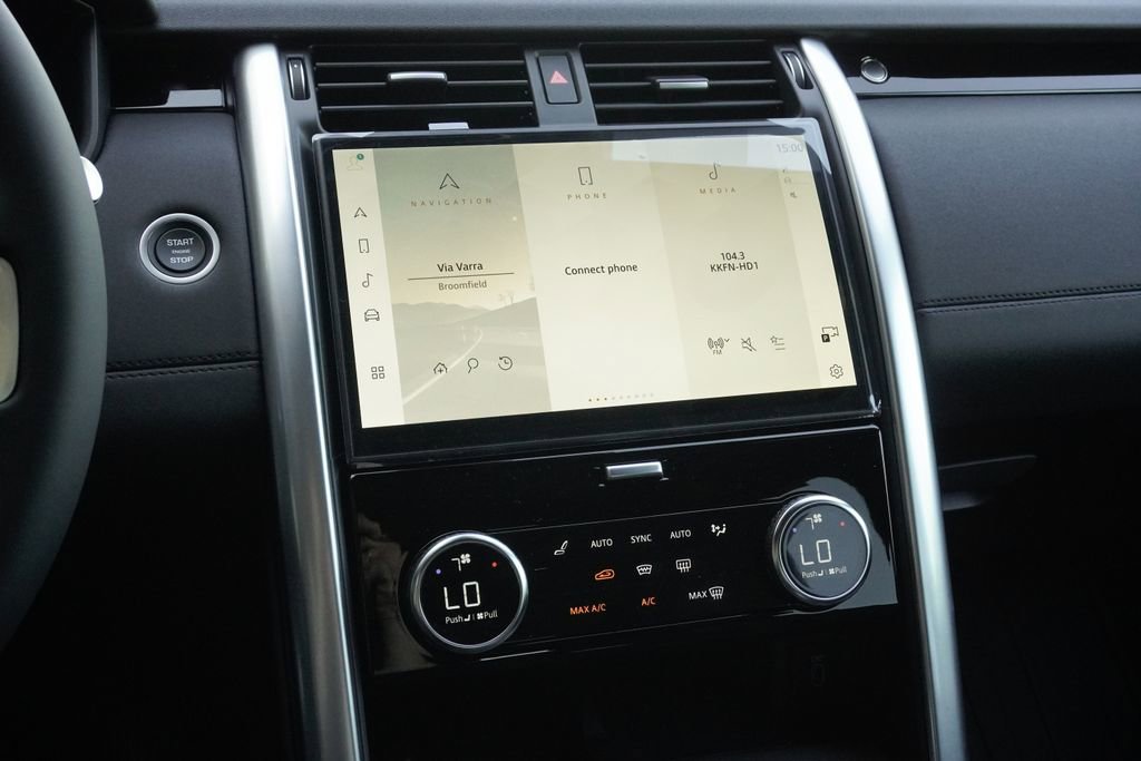 New 2026 Land Rover Discovery S AWD/4WD image 15
