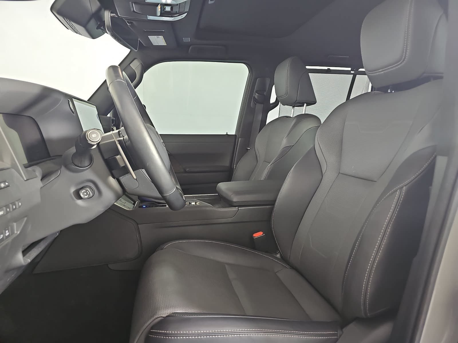 Used 2024 Lexus GX 550 w/ Cold Area Package AWD/4WD image 15