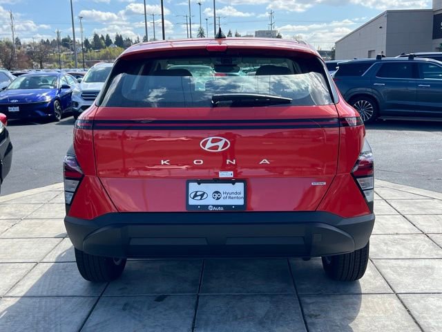 New 2026 Hyundai Kona SE image 8