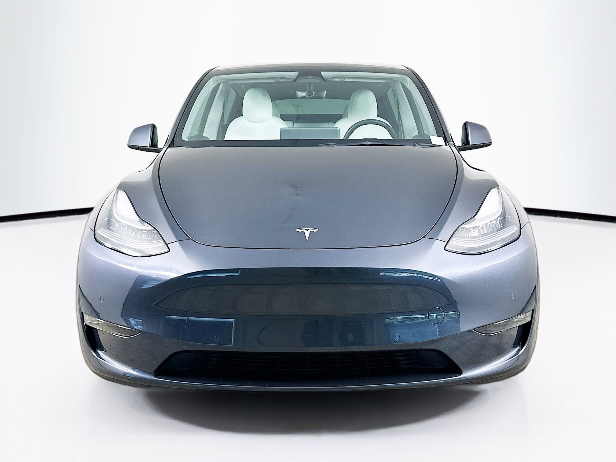 Used 2021 Tesla Model Y Long Range AWD/4WD image 2