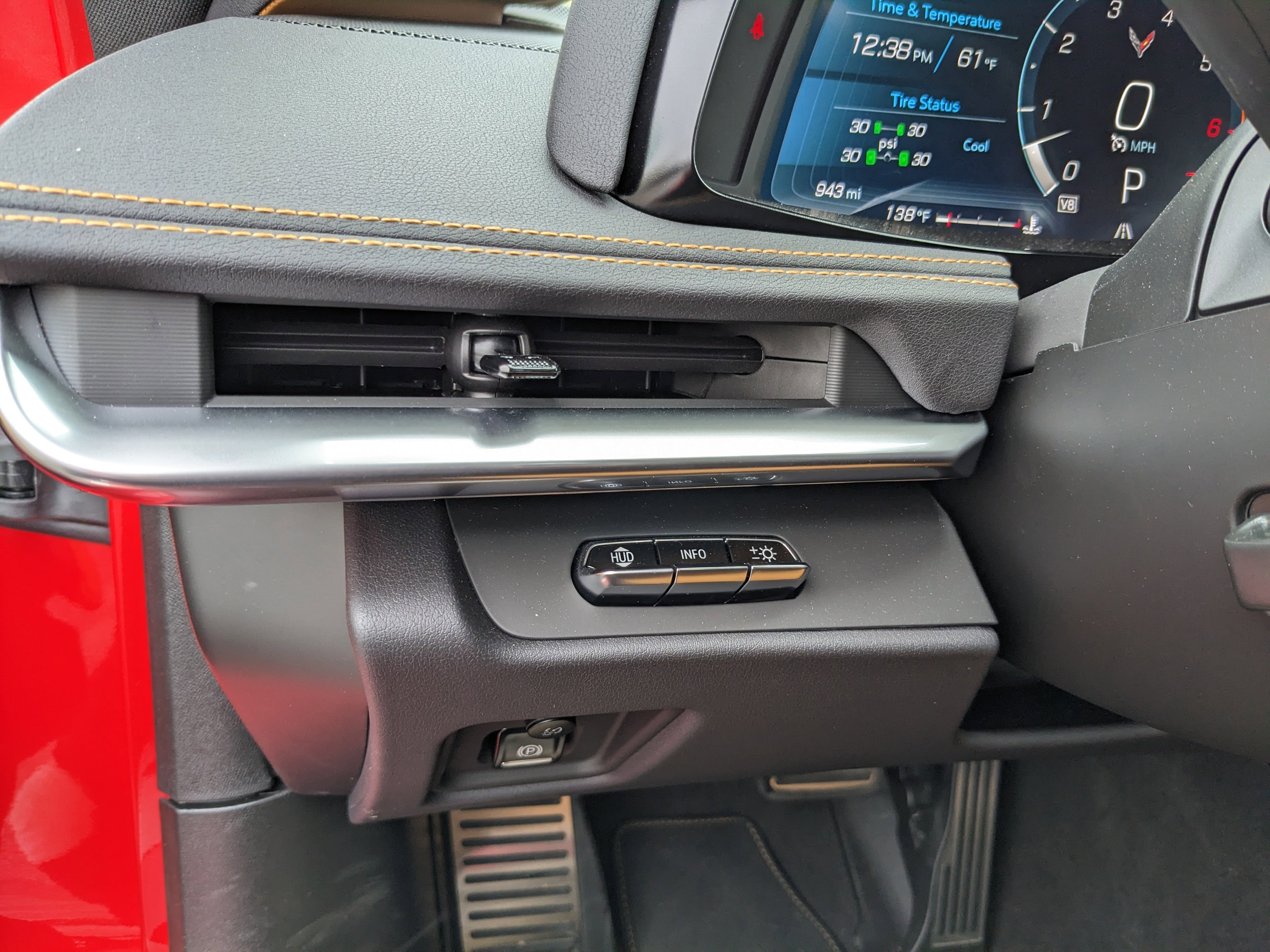 Used 2025 Chevrolet Corvette 2LT image 33